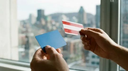 Comparison between RAMQ health card and private insurance cards for Quebec residents